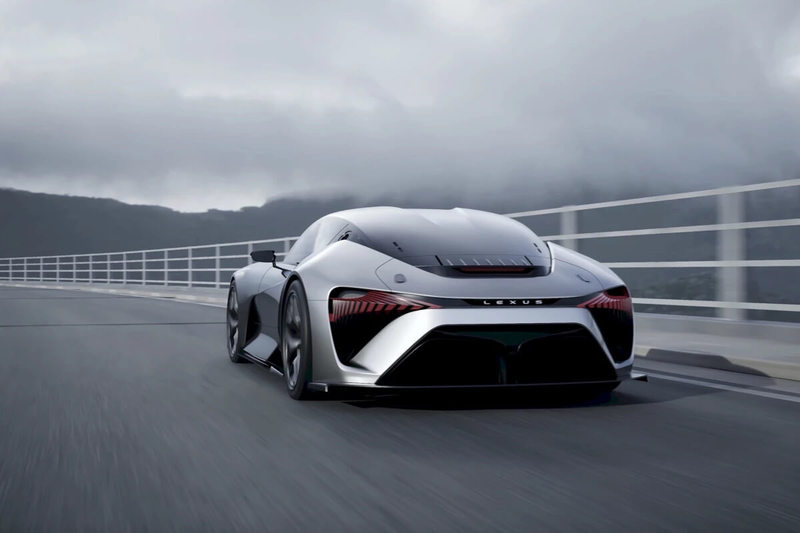 Lexus представляет скоростной и стильный спортивный электромобиль с запасом хода в 692 км