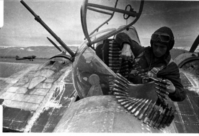 30 знаменитых снимков Великой Отечественной войны 30 знаменитых снимков Великой Отечественной войны