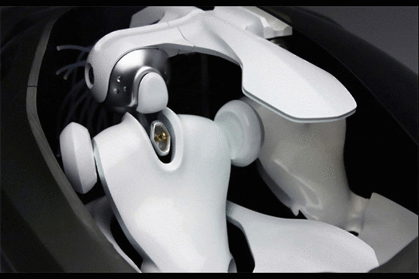 Мерседес, управляемый силой мысли